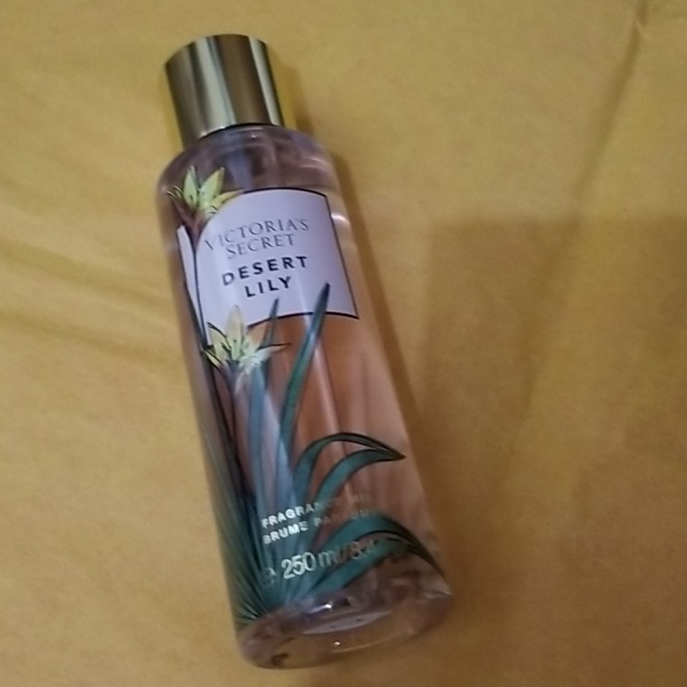 VICTORIA SECRET DESSERT LILY
